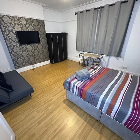 Guest house Cosy 5 S *