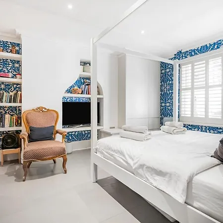 The Grand Camden Garden 4br