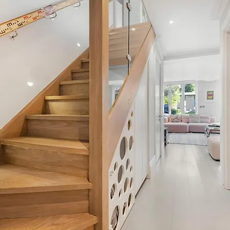 The Grand Camden Garden 4br Holiday home *