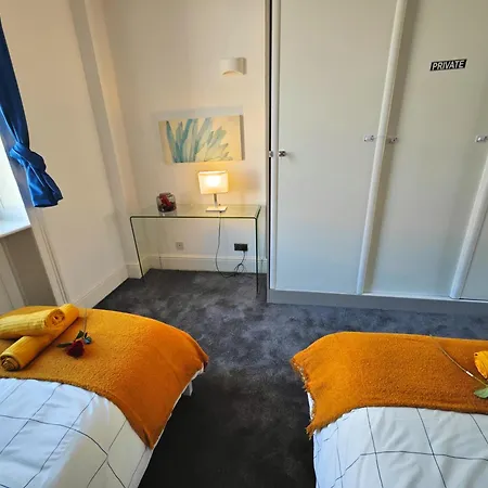 Apartment Luxury 4-bedroom In Oxford Street London