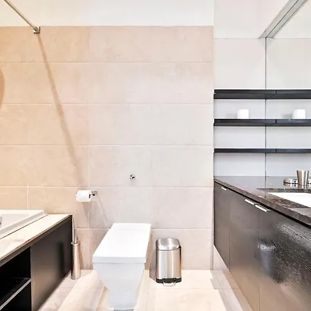 Luxurious Notting Hill Apartment *