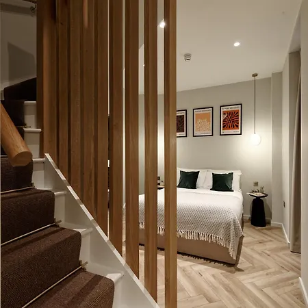 Notting Hill Hyde Park Studios By D'Montrio * Londen