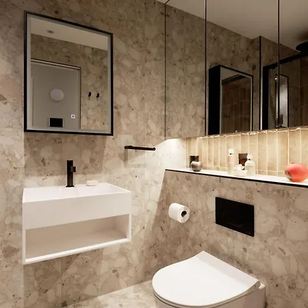 Notting Hill Hyde Park Studios By D'Montrio *