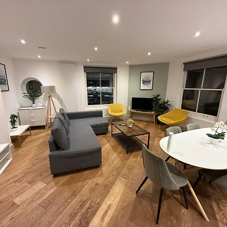 Clerkenwell Spacious Flat
