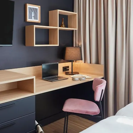 Hotel Adagio East London