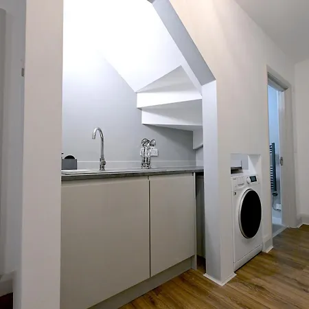 Fully Refurbed 2025 1 Minute To Old Street Station * London