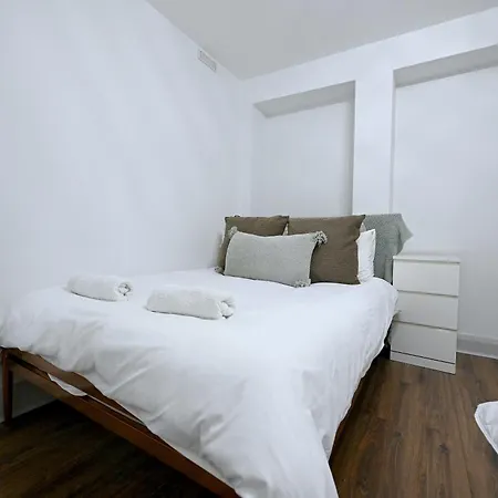 Fully Refurbed 2025 1 Minute To Old Street Station *