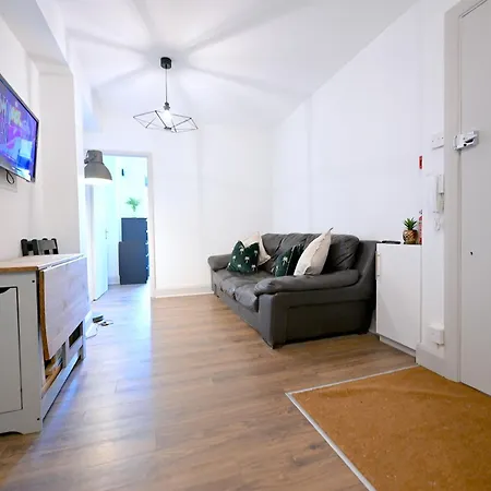 Fully Refurbed 2025 1 Minute To Old Street Station London