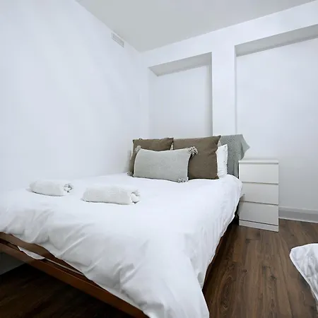 Apartment Fully Refurbed 2025 1 Minute To Old Street Station *