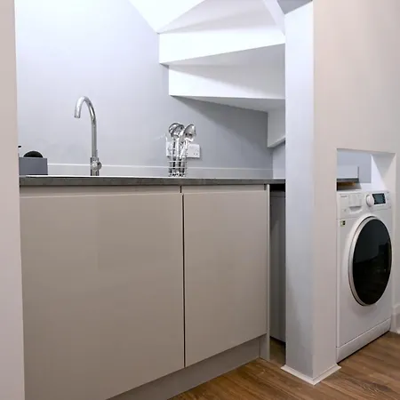 Fully Refurbed 2025 1 Minute To Old Street Station London