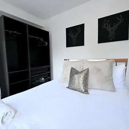 Apartment Fully Refurbed 2025 1 Minute To Old Street Station