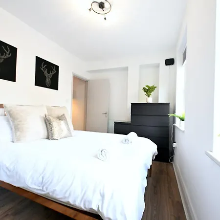 Fully Refurbed 2025 1 Minute To Old Street Station London