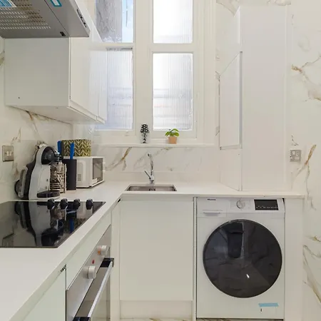 Oxford Street Chic Retreat - Unparalleled Elegance And Urban Comfort! Gc1 * London