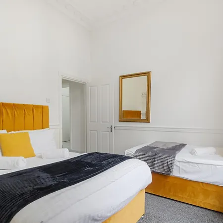 Oxford Street Chic Retreat - Unparalleled Elegance And Urban Comfort! Gc1 Apartment *