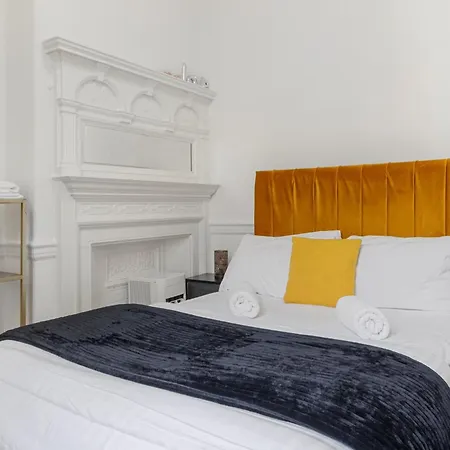 Oxford Street Chic Retreat - Unparalleled Elegance And Urban Comfort! Gc1 Apartment