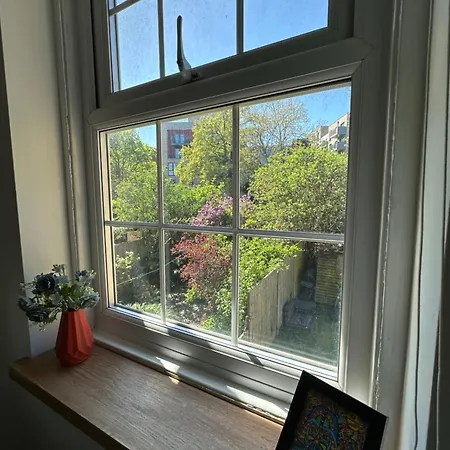 Colindale Lush 30 Mins London Edgware