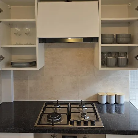 Apartment Cozy Flat & Lovely Garden, High Speed Wifi *