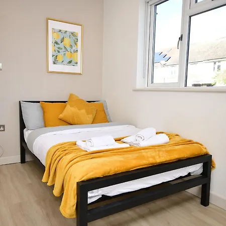 Guest house Morden Stratford 1 With Shared Bathroom