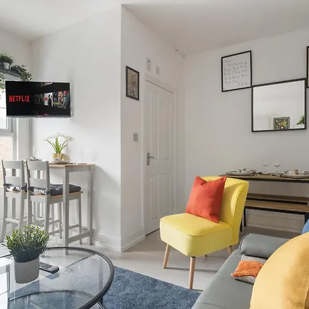 Abodess Near Wembley - 2bdr With Free Parking * London