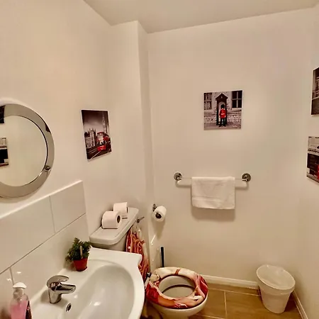 Cosy One Bedroom - Docklands London