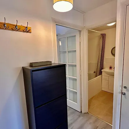 Apartment Cosy One Bedroom - Docklands London