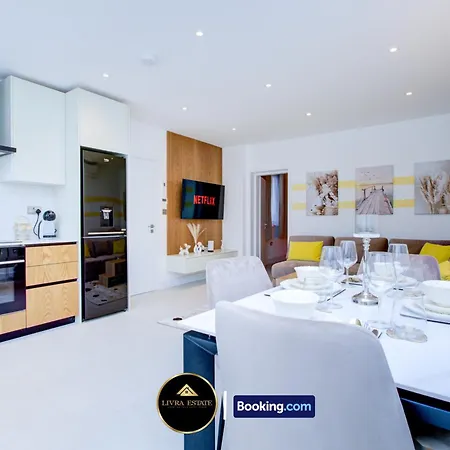 Apartment Modern Ground Floor, 2 Bed, 2 Bath By Livra Estate Short Lets & Serviced South With Garden Croydon