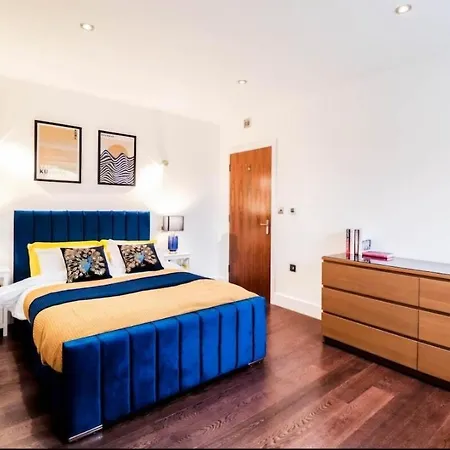 Apartment Luxury 2 Bedroom *