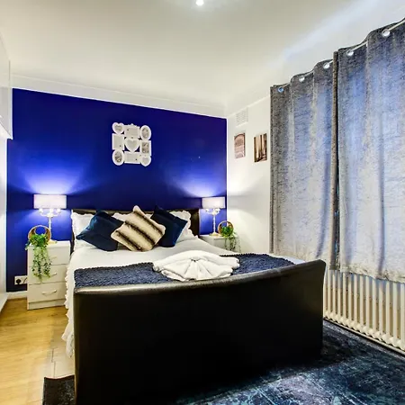 Marbel Arch Flat * London