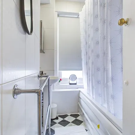 Marbel Arch Flat * London