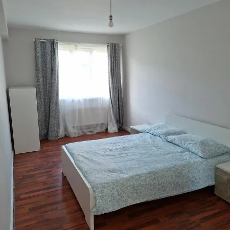 Flat In Of - E1 *