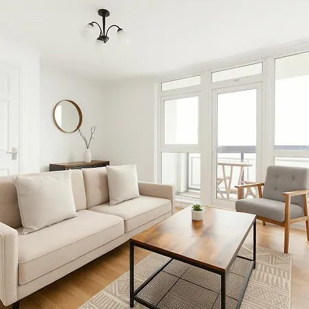 Bright Flat - 10 Mins To Bridge & The Shard Apartment