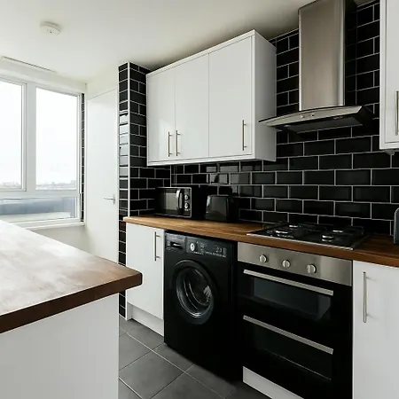 Apartment Bright Flat - 10 Mins To Bridge & The Shard