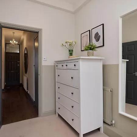 Lejlighed East Finchley Retreat - 2bdr Ground Floor Flat With Terraces London