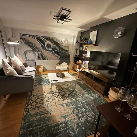 Apartment Stylish Unit, Heart Of Bayswater London