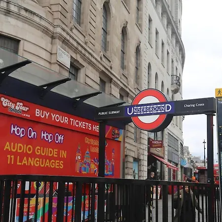 Charming 2 Bedroom Flat In The Heart Of London, 2 Mins To Trafalgar Square! Apartment London