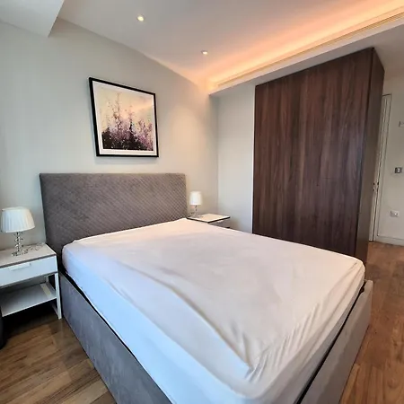 Exclusive And Stylish 1bed 1bath Apartment *