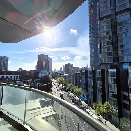 Apartment Exclusive And Stylish 1bed 1bath London