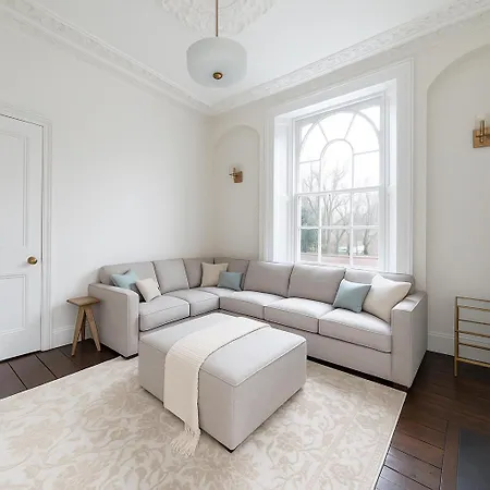 Bright, Modern & Huge Garden - Near New Cross Station *