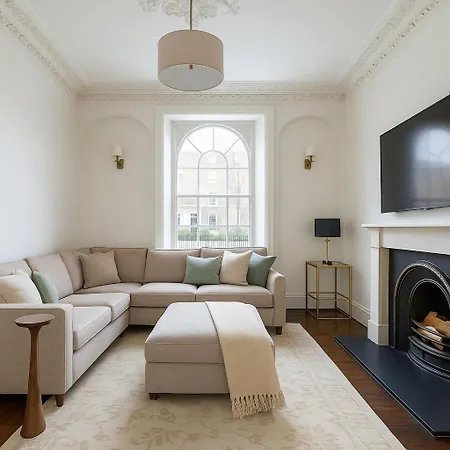 Bright, Modern & Huge Garden - Near New Cross Station London