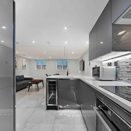 Luxury Covent Garden Duplex Floors 1 Bed 4pl