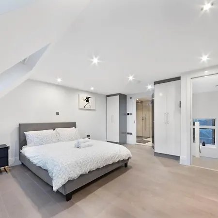 Luxury Covent Garden Duplex Floors 1 Bed 4pl Londen