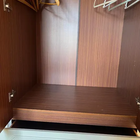 Niloccupancy Homestay Feltham