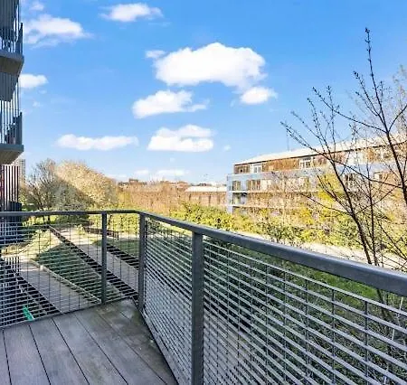 Spacious, Lovely 2 Bed In Hackney Wick