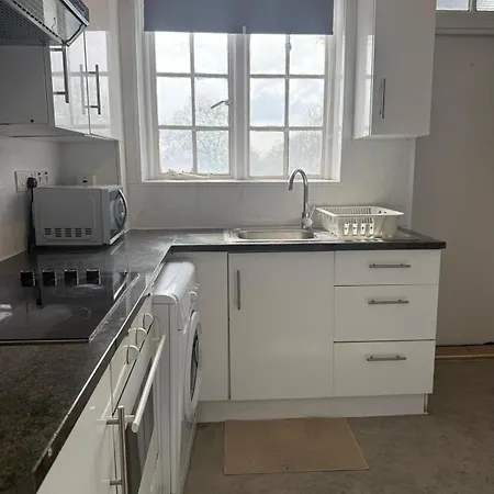 Apartment 17gm-stylish 2 Bed Flat In Edgware Road *