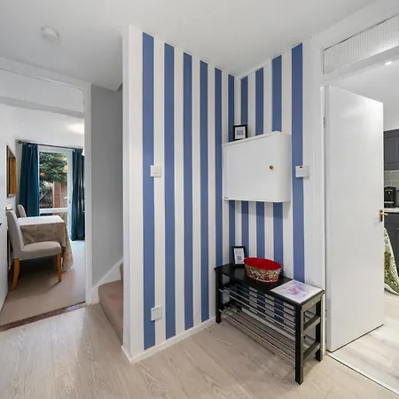 Apartamento Fantastic Split-level Flat Next To Battersea Park Londres