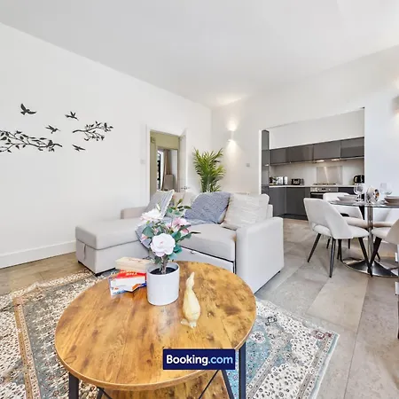아파트 Farringdon Modern By Smart Short Lets & Serviced With Smart Tv & Free Wifi *