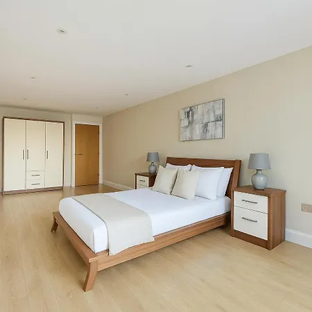Modern 1 Bed Flat In Greenwich * London