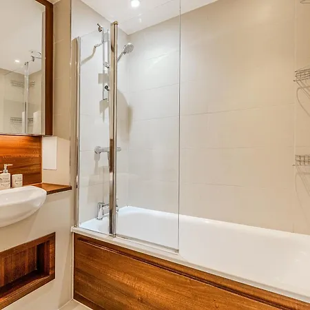 1br Flat Overlooking The Wembley Stadium View * Londres