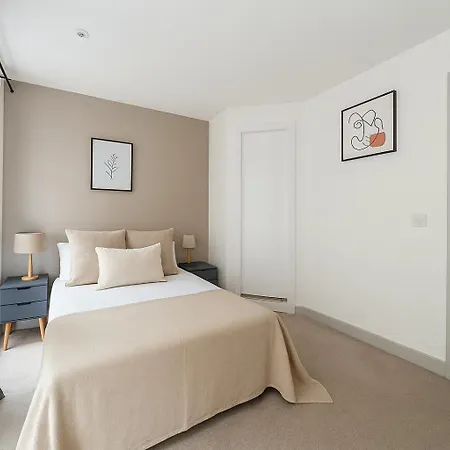 Clerkenwell Spacious Flat Apartment London