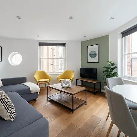 Clerkenwell Spacious Flat *